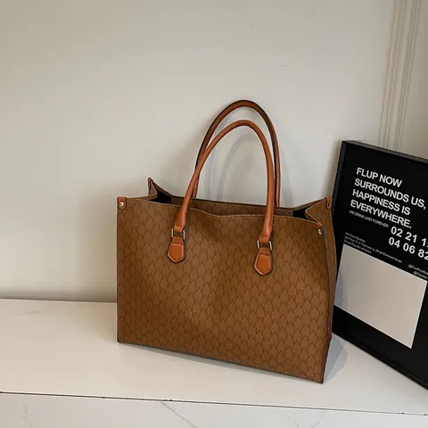 Borsa Tote da Donna Grande Capacità in Pelle PU con Stampa Monogramma Lettera M Borsa a Tracolla Moda Casual per Pendolari