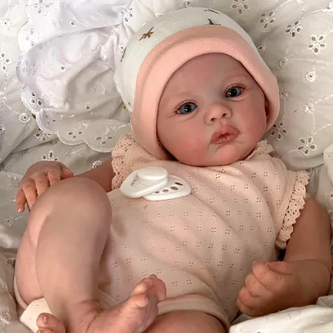 Realistic Reborn Baby Doll Handmade 3D Painted Skin Lifelike Newborn Doll With Magnetic Pacifier Pink Knitted Romper Set