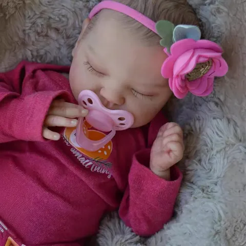 Realistische Reborn Puppe Weiches Silikon Stoffkörper Schlafendes Neugeborenes Mädchen Mit Blumenstirnband Und Hirsch Jumpsuit