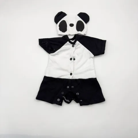 Ensemble de Vêtements pour Poupée Thème Panda Comprenant une Grenouillère et un Chapeau Assorti pour Poupées Reborn Accessoires en Tissu Doux