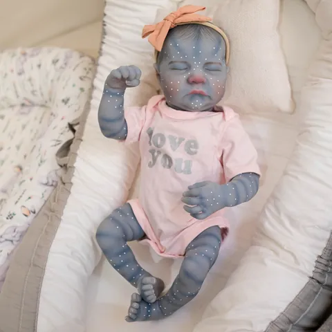 Bambola Reborn Neonato Pelle Blu Stile Alieno Silicone Corpo Completo Dipinto a Mano Realistica Bambola Dormiente Pagliaccetto