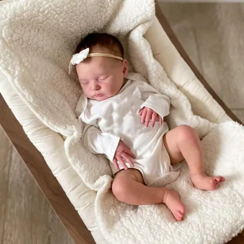 Handmade Lifelike Reborn Baby Doll Soft Silicone Limbs Cotton Body Newborn Simulation Realistic Sleeping Newborn Toy Gift