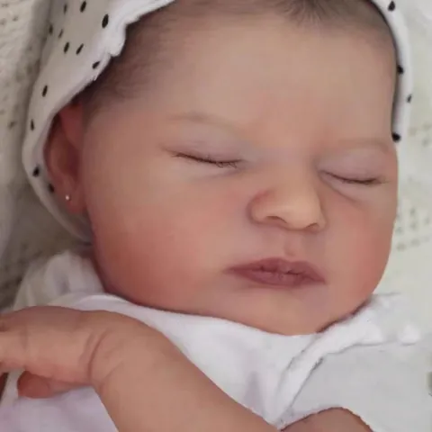 Realistic Reborn Doll Simulation Newborn Baby Sleeping Silicone Soft Body With Polka Dot Hat And Pink Sleeping Bag Gift For Kids