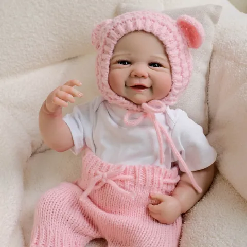 19 Inch Reborn Baby Pop Levensechte Simulatie Pasgeborene Met Roze Berenoren Hoed Wit T-Shirt Gebreide Broek Set Vinyl Lichaam Speelgoed
