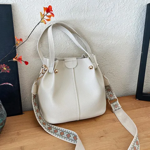 Dames PU Leren Emmertas Minimalistische Kiezeltextuur Handtas Met Etnische Geometrische Brede Band Schoudertas