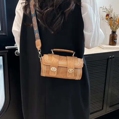 Retro Barrel Boston Tas PU Leer Met Boheemse Brede Schouderriem Gouden Draaisluitingen Voor Dames