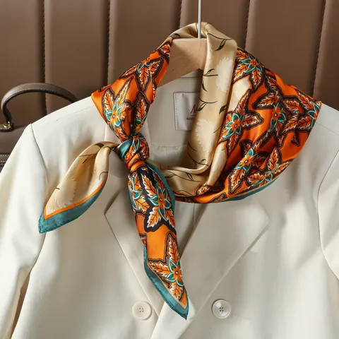 Carré de Soie Satin Mode Femme Motif Floral Feuille Étoile Épissage Imprimé Foulard Élégant Navetteur Bandeau Accessoire de Cheveux