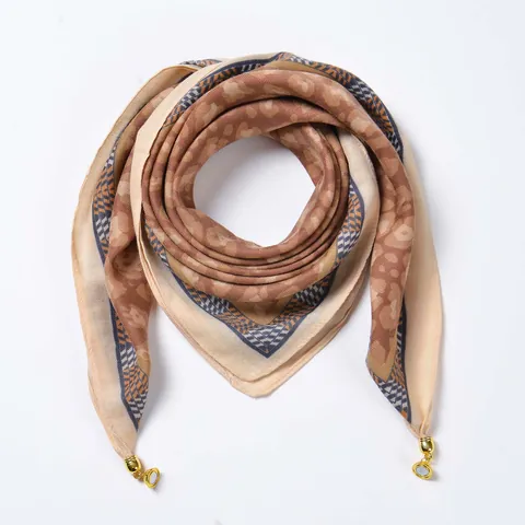 Women Magnetic Buckle Square Scarf Polyester Satin Printed Leopard Floral Pattern Neck Wrap Fashion Decorative Accessory