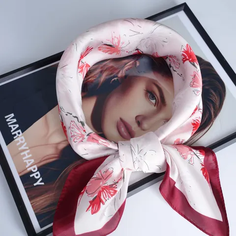 Women Pastoral Daisy Print Satin Square Scarf Elegant Sun Protection Floral Necktie Versatile Small Neckerchief Fashion Headscarf