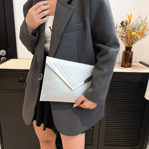 Fashion Women PU Leather Envelope Clutch Bag With Gold V-Metal Hardware Chevron Stitching Handbag For Wedding Party Evening Banquet