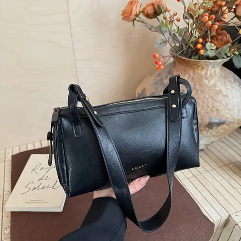 Vintage PU Leather Pillow Boston Bag For Women Minimalist Crossbody Shoulder Bag Lychee Pattern Commuter Handbag Zip Closure