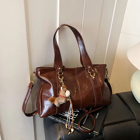 Μεγάλης Χωρητικότητας Τσάντα Tote από Δέρμα PU για Γυναίκες Vintage Ραφή Τσάντα Ώμου Με Βελούδινο Μενταγιόν Άλογο Casual Εργασία