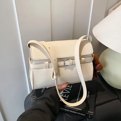 Vintage PU Leather Shoulder Bag For Women Large Capacity Crossbody Bag With Belt Buckle Decor Fashion Commuter Tote Bag