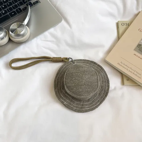 Mini Monedero de Mezclilla con Forma de Sombrero de Pescador con Cordón Llavero Colgante de Bolso Estuche para Auriculares Mujer