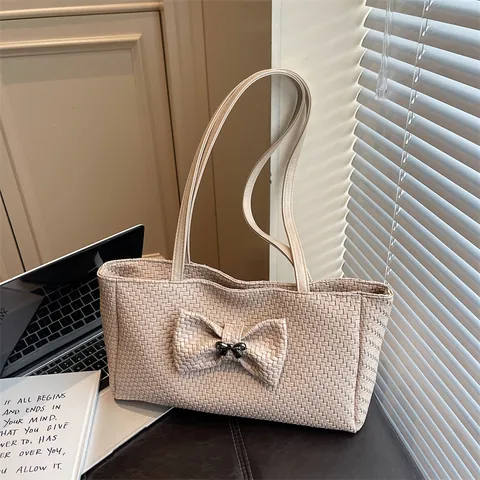 Borsa Tote Intrecciata Retrò da Donna Grande Capacità in Pelle Sintetica Borsa a Spalla Con Fiocco Fibbia in Metallo Moda Pendolare