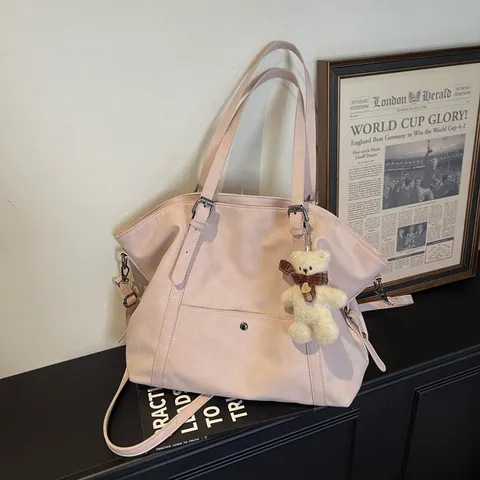 Women Large Capacity PU Leather Tote Bag Vintage Simple Shoulder Bag With Adjustable Strap And Plush Bear Pendant For Daily Commuting