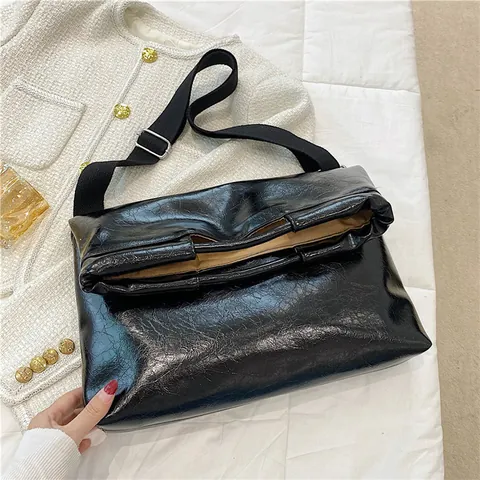 Dames Tote Bag Grote Capaciteit Glanzend PU-leer Vintage Schoudertas Crossbody Tas Voor Woon-werkverkeer Dagelijks Handtas