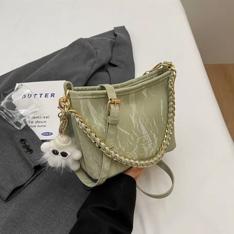 Mode Marmeren Textuur PU Leer Emmer Tas Voor Vrouwen Met Gouden Ketting En Pluche Bedel Crossbody Schoudertas Handtas