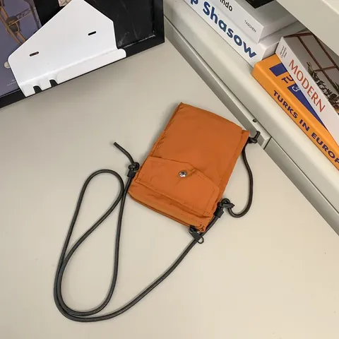 Mini Borsa a Tracolla in Nylon Stile Giapponese per Cellulare Donna Uomo Tinta Unita Casual Borsa a Spalla Con Tasca