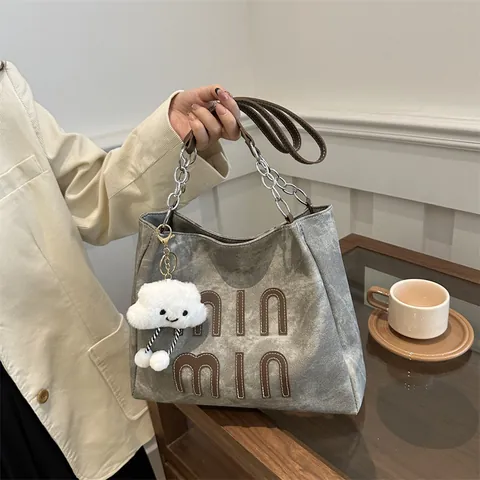 Women Large Capacity Tote Bag PU Leather Fashion Letter Shoulder Bag With Cloud Plush Charm Metal Chain Strap Casual Handbag
