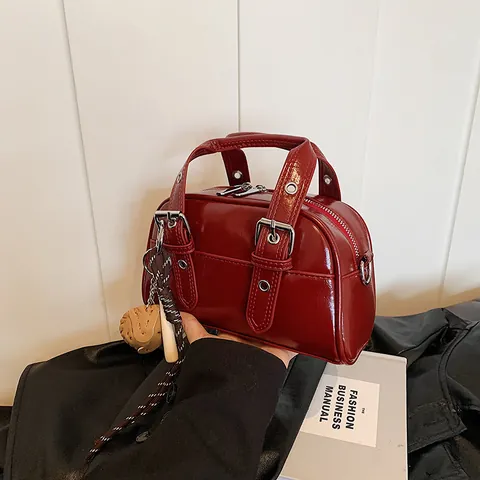 Women's Vintage PU Leather Shoulder Bag Retro Oil Wax Texture Top Handle Crossbody Handbag Small Square Boston Bag With Pendants