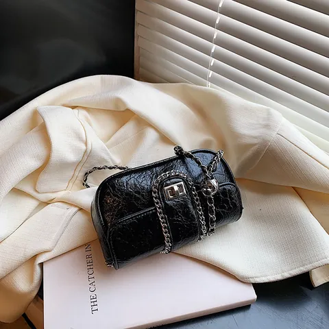 Vintage Wrinkled PU Leather Crossbody Bag For Women Small Chain Square Shoulder Bag With Metal Ball Decoration Retro Purse