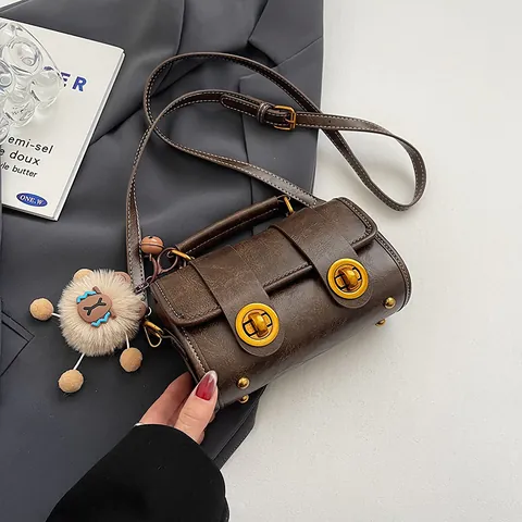 Women Vintage Boston Bag PU Leather Crossbody Bag With Golden Twist Lock Plush Animal Charm Shoulder Bag Fashion Handbag