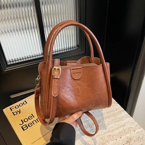 Vintage PU Leather Bucket Bag For Women Large Capacity Shoulder Crossbody Bag With Adjustable Strap Daily Commuting Handbag