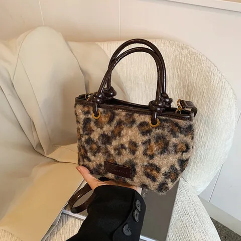 Women Vintage Woolen Leopard Grid Crossbody Handbag Large Capacity Autumn Winter Furry Bucket Shoulder Bag For Daily Use