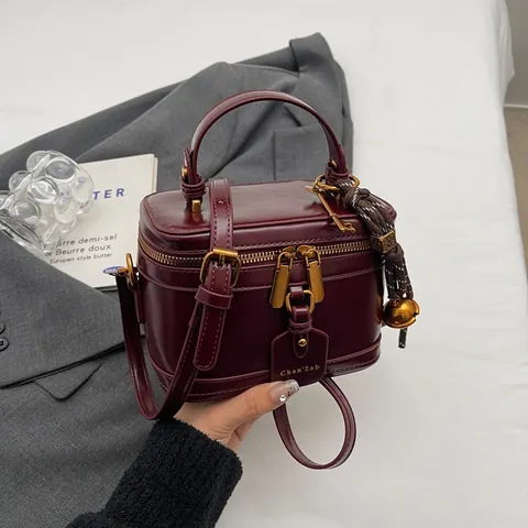 Vintage PU Leather Vanity Case Bag For Women Retro Box Handbag With Golden Hardware And Braided Charm Crossbody Shoulder Bag