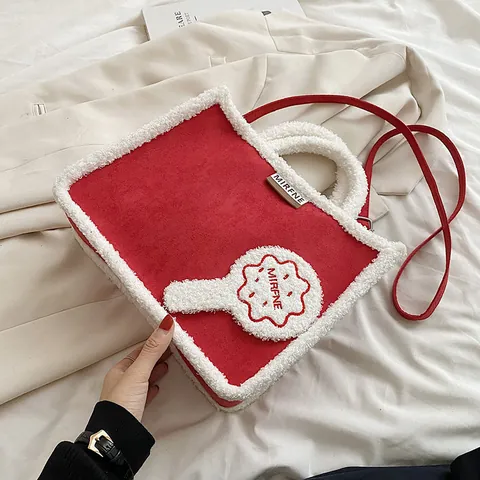 Large Capacity Lamb Wool Plush Tote Bag For Women Autumn Winter Fashion Faux Suede Shoulder Handbag With Adjustable Strap
