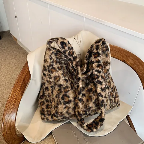 Winter Large Capacity Plush Tote Bag For Women Faux Fur Leopard Print Plaid Pattern Shoulder Crossbody Bag Casual Handbag
