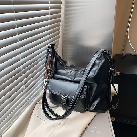 Large Capacity PU Leather Tote Bag For Women Retro Glossy Hobo Shoulder Bag With Front Buckle Pocket Contrast Stitching Casual Crossbody Handbag