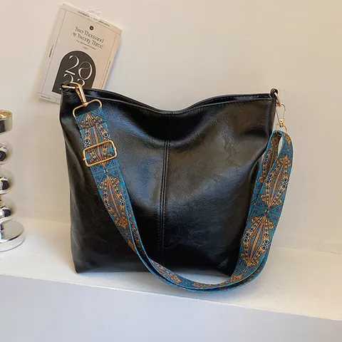 Grand Sac à Main Vintage en Cuir PU pour Femme Avec Bandoulière Brodée Style Ethnique Sac à Épaule Minimaliste
