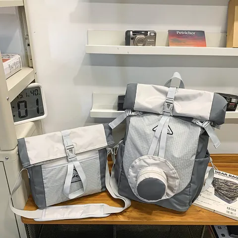 Wasserdichter Nylon-Outdoor-Roll-Top-Rucksack Und Umhängetaschen-Set Farbblock Große Kapazität Reisetasche Für Herren Damen
