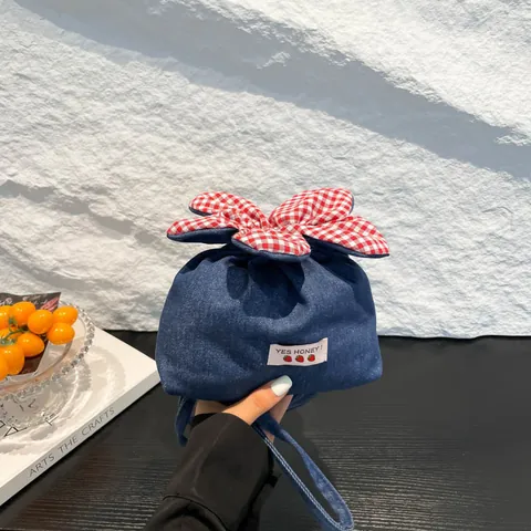 Süße Denim Gingham Blume Umhängetasche Für Damen Kleine Erdbeer Aufnäher Eimer Handytasche Täglich Lässig Aufbewahrungstasche