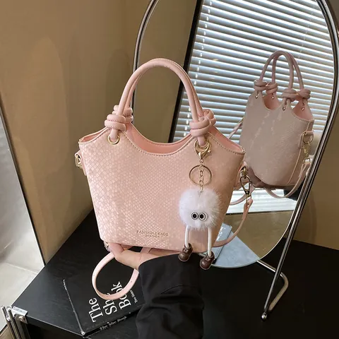 Bolso Bombonera de Cuero PU con Estampado de Serpiente para Mujer Asa Anudada Bolso Bandolera con Colgante de Peluche