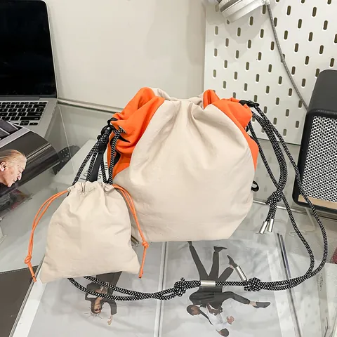 Bolso de Cubo con Cordón y Pochette para Mujer Casual Set de Nylon Impermeable en Bloques de Color Bolso de Hombro Gorpcore