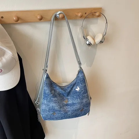Sac à Épaule en Denim Y2K pour Femmes Décoration de Papillon Grande Capacité Tote Hobo Bag Avec Chaîne Détails Métalliques Trajet Quotidien