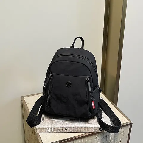 Damen Mini Nylon Rucksack Leicht Lässig Kleiner Daypack Mode Reise Umhängetasche Mehrzweck Einfarbig Schultasche