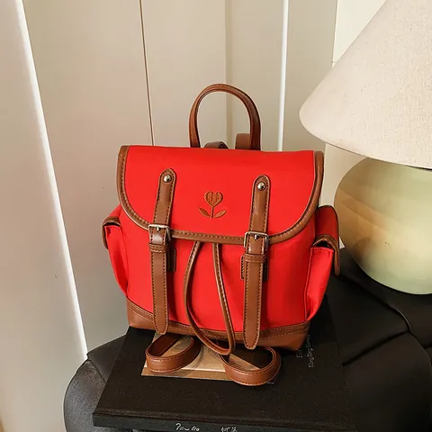 Mochila de Mujer de Color en Contraste Gran Capacidad Bolsa Escolar para Estudiantes Cuero PU Lona Retro Bordado de Corazón Solapa Cordón
