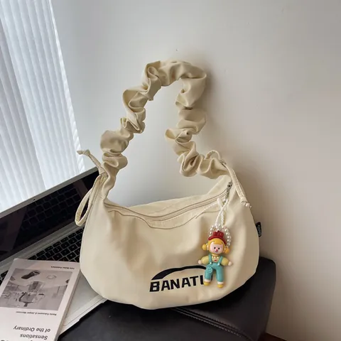 Bolso de Hombro de Lona para Mujer Con Correa Fruncida Bolso Bandolera de Media Luna Casual Con Colgante de Dibujos Animados Diario