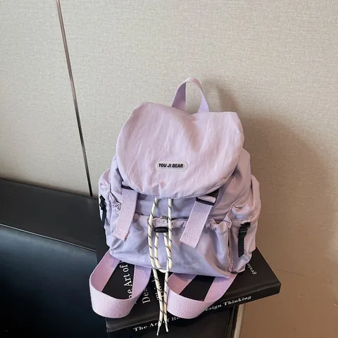 Sac à Dos Décontracté pour Femmes Grande Capacité Nylon Imperméable avec Fermeture à Cordon et Rabat Sac d'École Streetwear