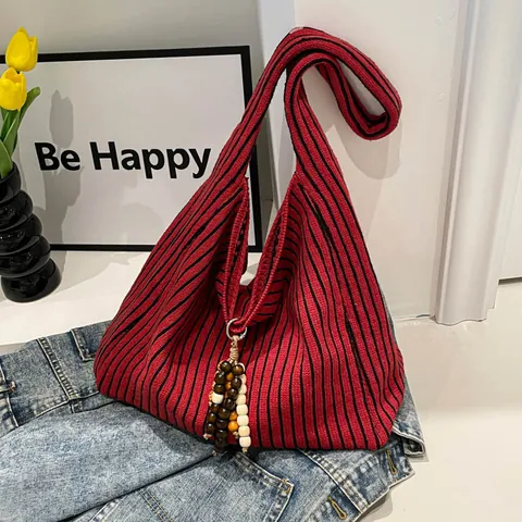 Borsa Tote in Maglia a Strisce da Donna Grande Capacità Casual Motivo Verticale Borsa a Tracolla Con Ciondolo a Nappa in Grani di Legno