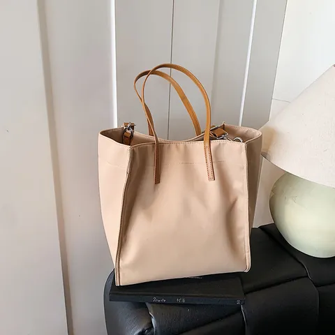 Große Kapazität Nylon Tragetasche Für Damen Minimalistische Kontrast PU Griff Umhängetasche Mit Verstellbarem Gurt Pendeltasche