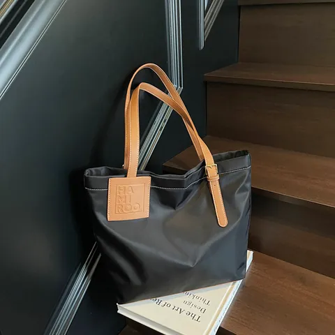 Dames Nylon Tote Bag Met Grote Capaciteit Minimalistische Effen Kleur Casual Schoudertas Met Synthetisch Leren Handvatten