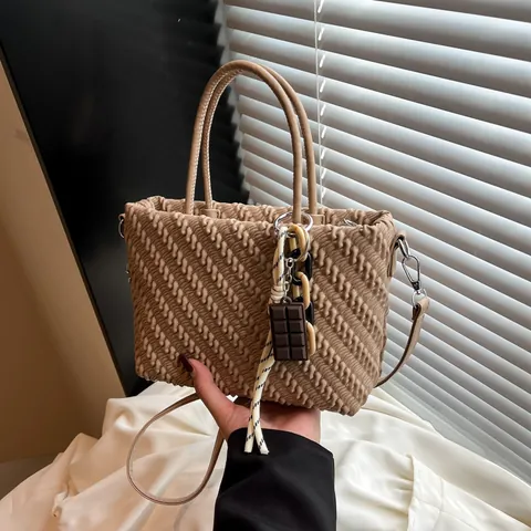 Women's Korean Minimalist PU Leather Pleated Square Handbag Vintage Crossbody Shoulder Bag With Chocolate Charm Daily Fashion