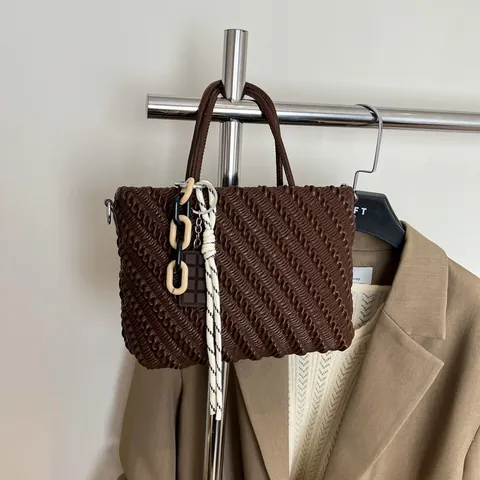 Women's Korean Minimalist PU Leather Pleated Square Handbag Vintage Crossbody Shoulder Bag With Chocolate Charm Daily Fashion
