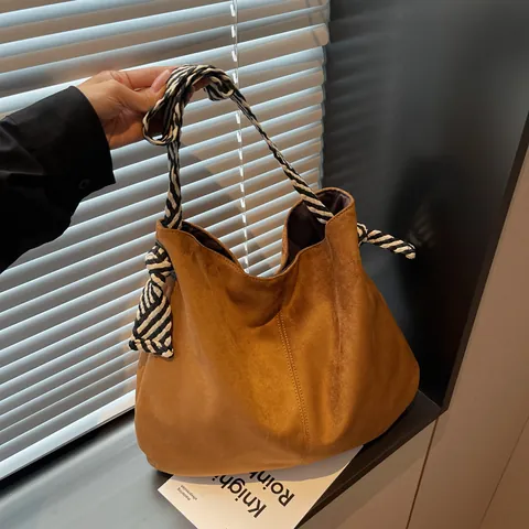 Bolso Tote Grande de Gamuza PU Retro para Mujer Con Correa de Hombro Tejida de Rayas Blancas y Negras Minimalista Hobo