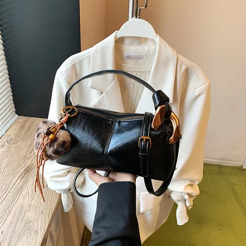 Vintage Women Shoulder Crossbody Bag Korean Style PU Suede Wide Strap Pillow Bag With Leopard Plush Heart Charm Commute Tote